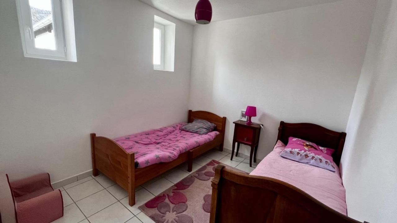 Superbe Appartement Aubessagne Ngoại thất bức ảnh