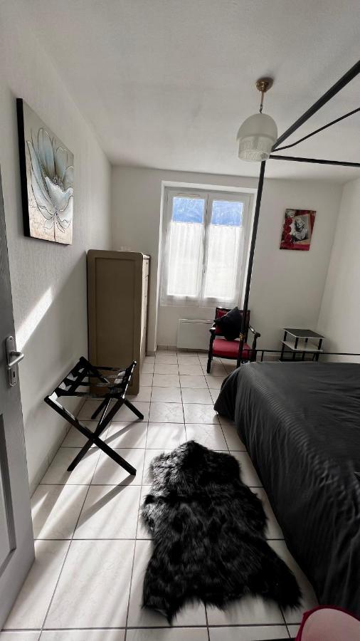 Superbe Appartement Aubessagne Ngoại thất bức ảnh